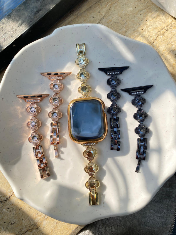 Clover strap